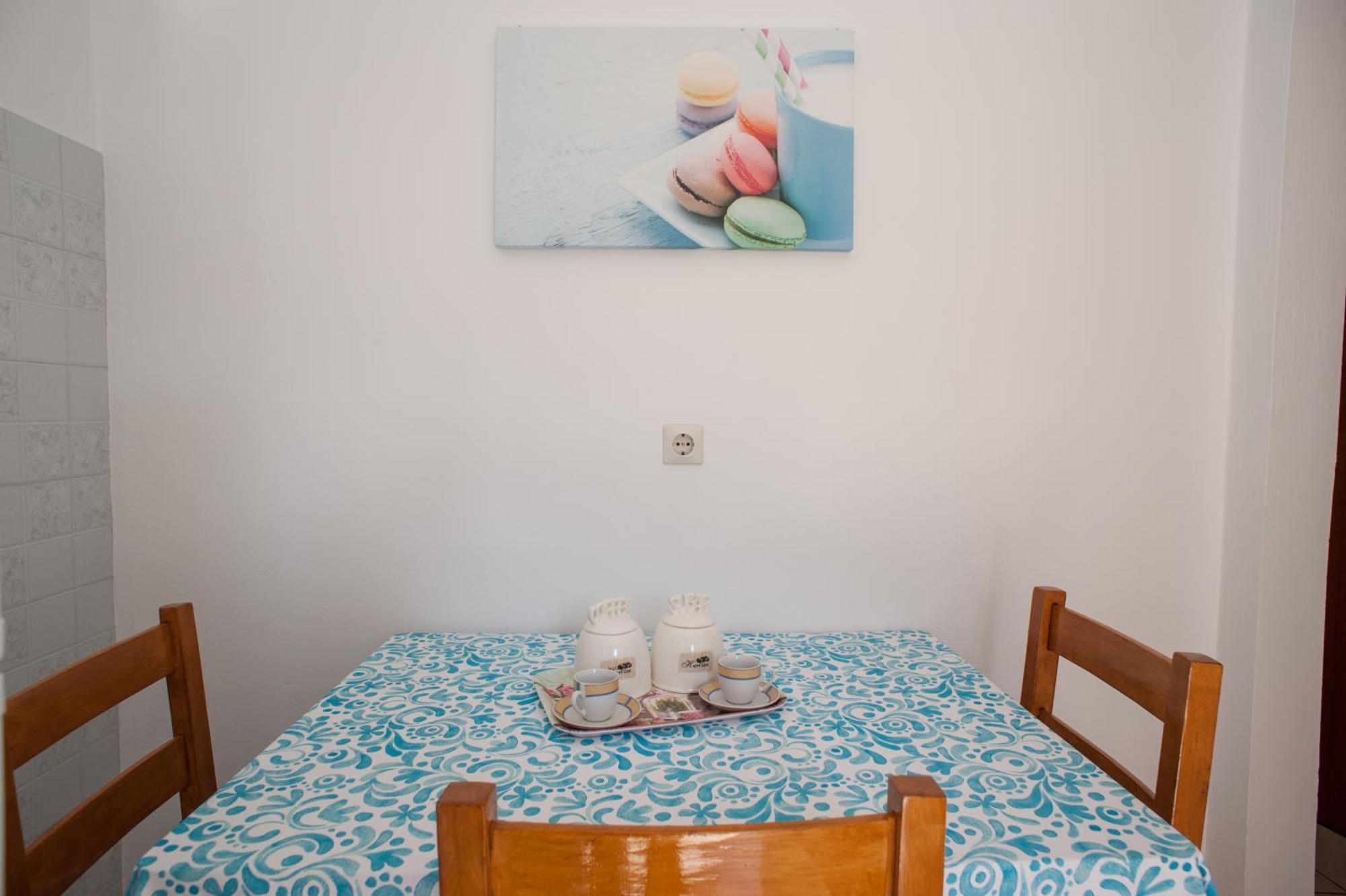 Elaionas  Erodios Apartments الغرفة الصورة