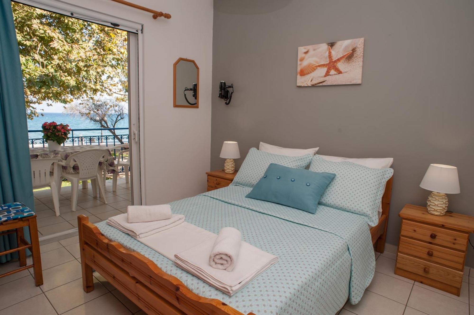 Elaionas  Erodios Apartments الغرفة الصورة