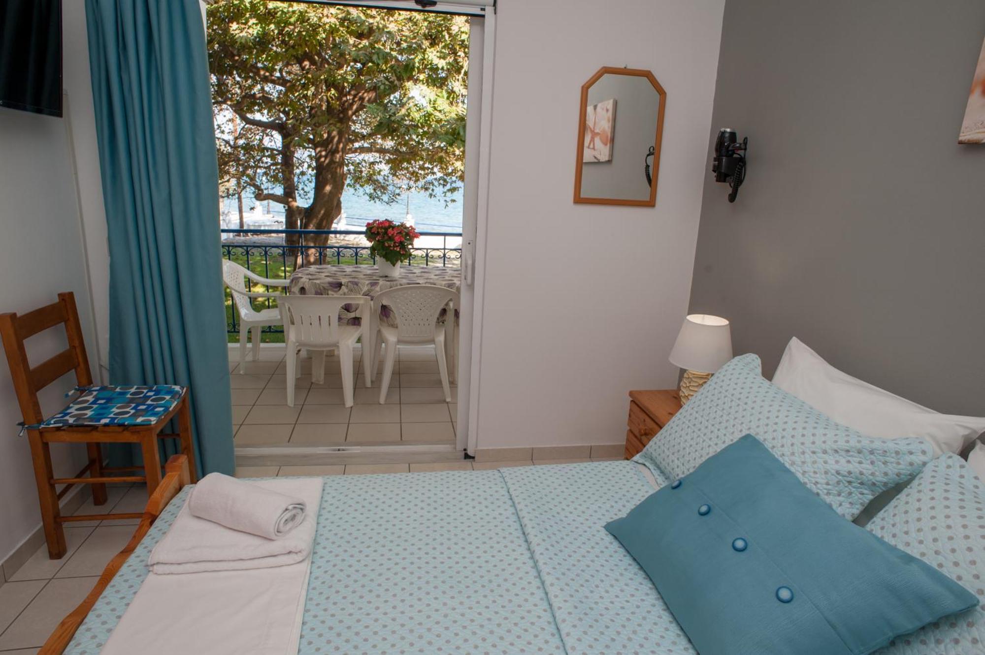 Elaionas  Erodios Apartments الغرفة الصورة